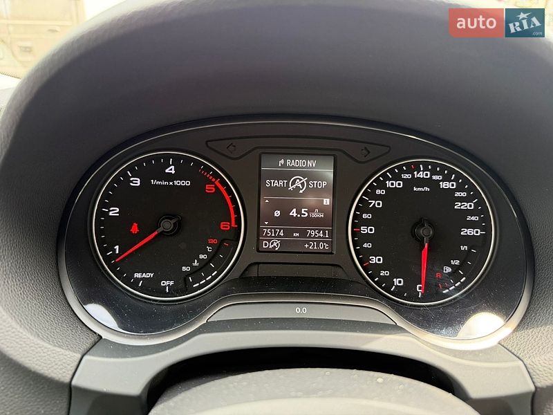 Седан Audi A3 2015 в Киеве
