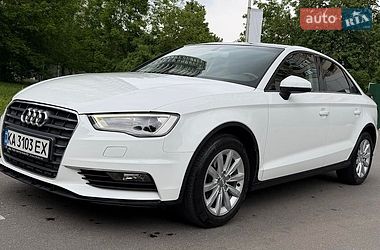Седан Audi A3 2015 в Киеве