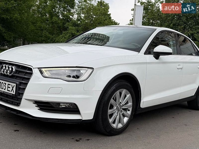Седан Audi A3 2015 в Киеве