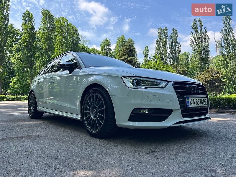 Хетчбек Audi A3 2016 в Києві