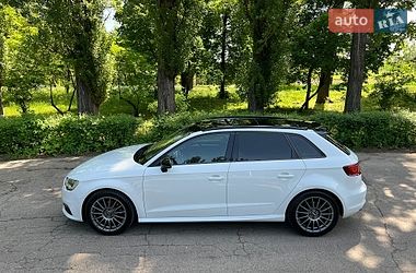Хетчбек Audi A3 2016 в Києві