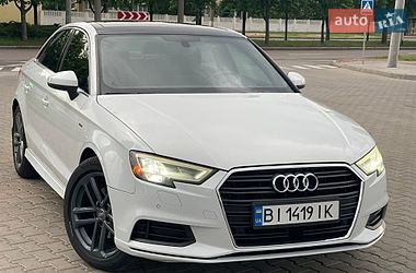 Седан Audi A3 2016 в Кременчуці
