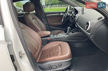 Седан Audi A3 2016 в Кременчуці