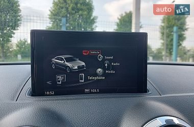 Седан Audi A3 2016 в Дрогобыче