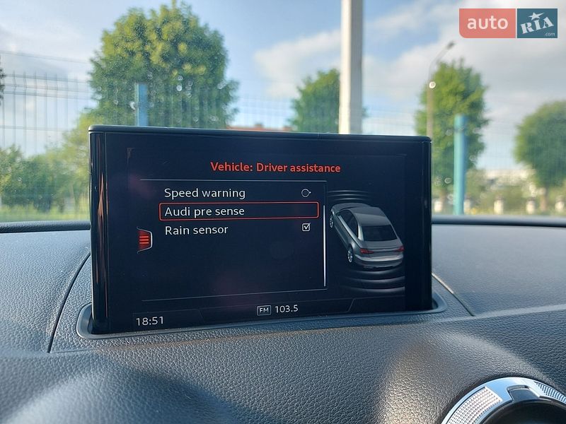 Седан Audi A3 2016 в Дрогобыче