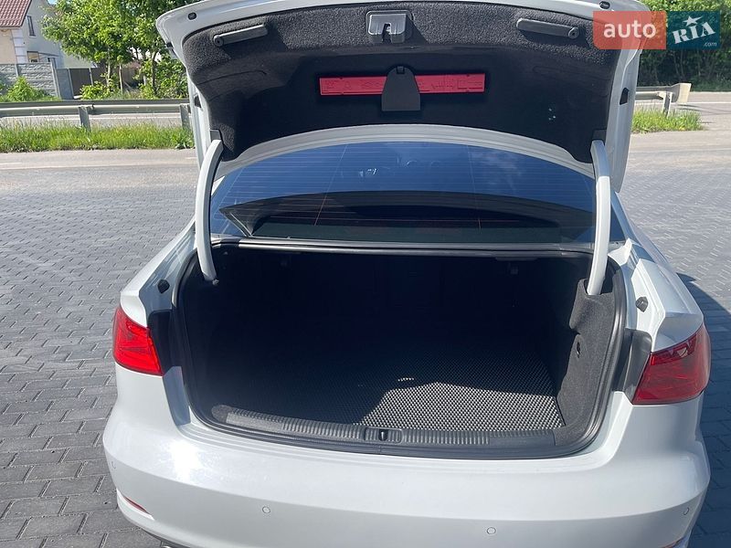 Седан Audi A3 2014 в Виннице