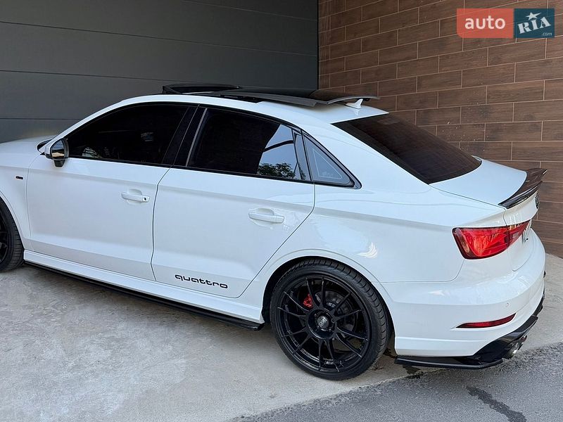 Седан Audi A3 2016 в Одессе