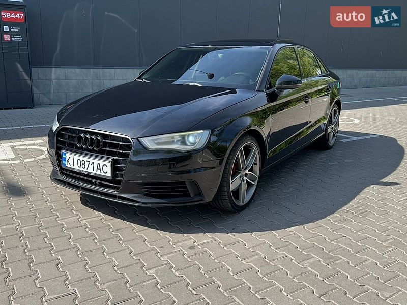 Седан Audi A3 2016 в Киеве