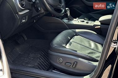 Седан Audi A3 2016 в Киеве