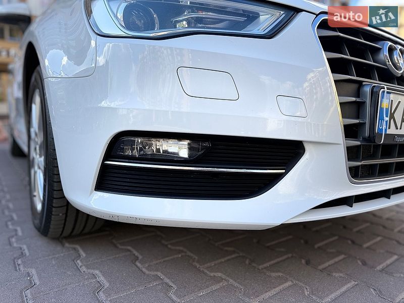 Хэтчбек Audi A3 2015 в Киеве