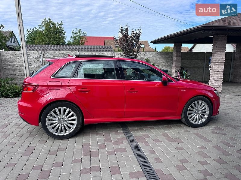 2017 Audi A3, VIN WAUTPBFF4HA054159:plate — фото 1 (autoria)