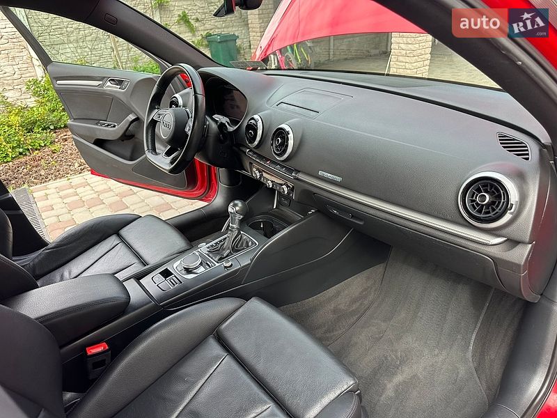 Хетчбек Audi A3 2017 в Вінниці