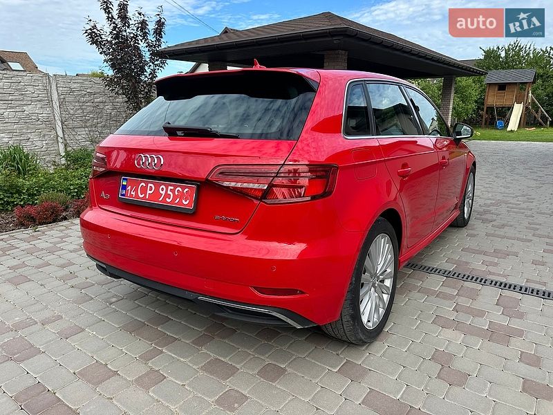 Хетчбек Audi A3 2017 в Вінниці