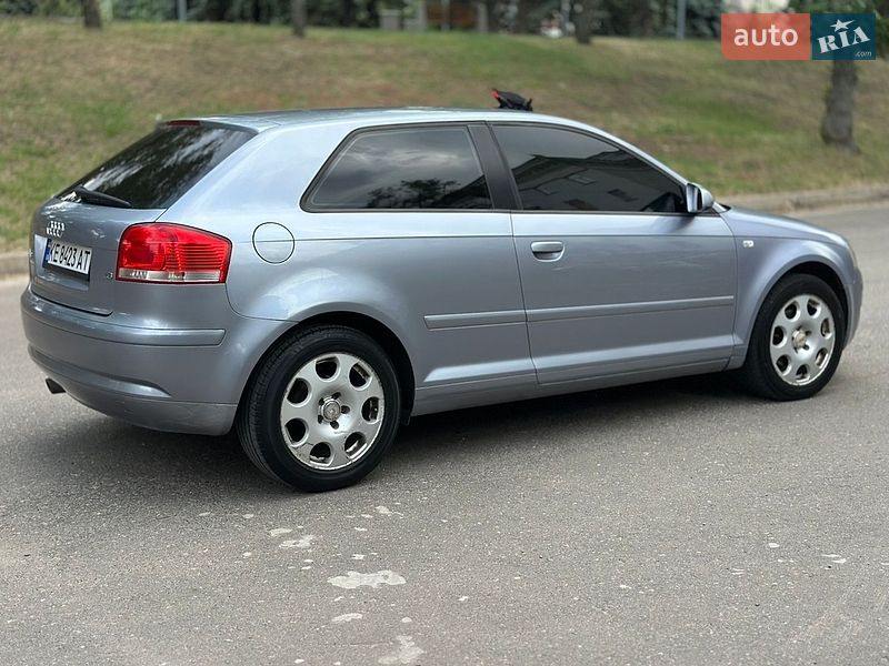 Хетчбек Audi A3 2004 в Слов'янську