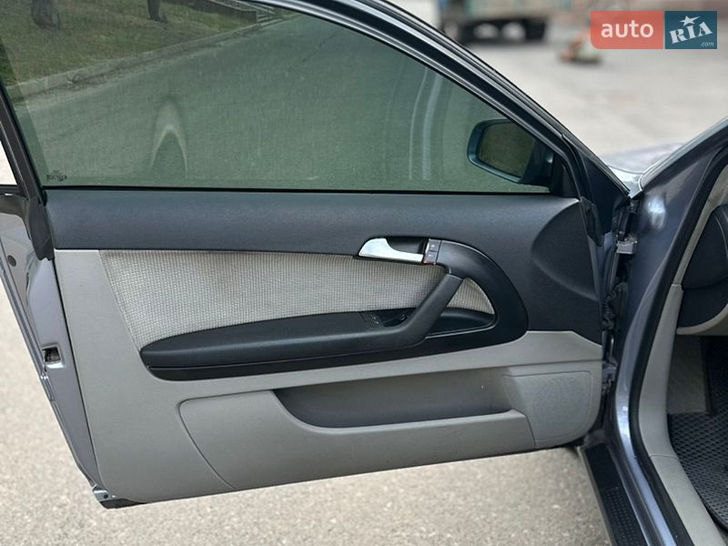 Хетчбек Audi A3 2004 в Слов'янську