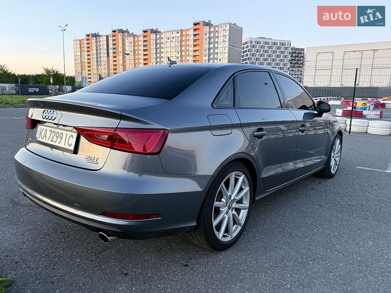 Седан Audi A3 2016 в Киеве