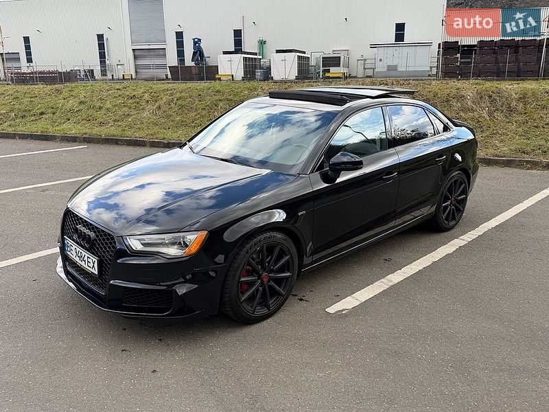 Седан Audi A3 2014 в Николаеве