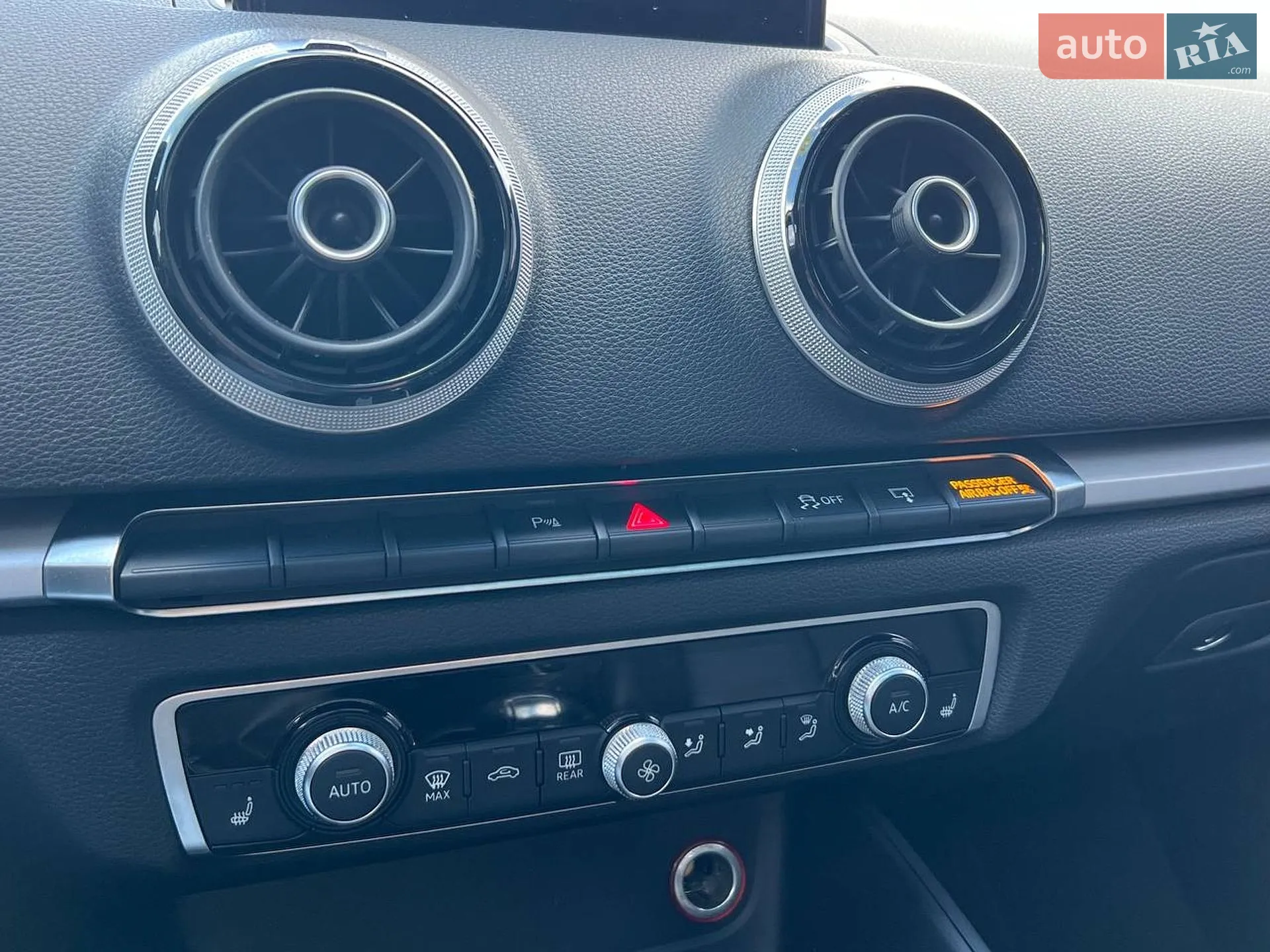 2015 Audi A3 - мініатюра 18