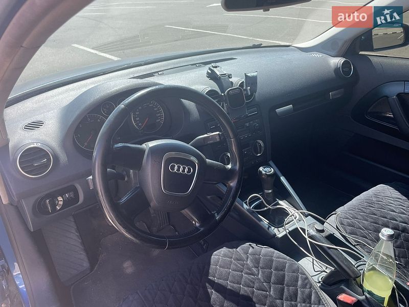 Хэтчбек Audi A3 2004 в Белгороде-Днестровском