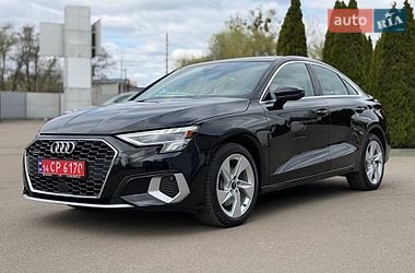 Седан Audi A3 2022 в Киеве