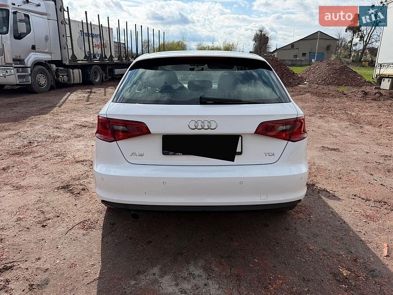 Хэтчбек Audi A3 2015 в Львове