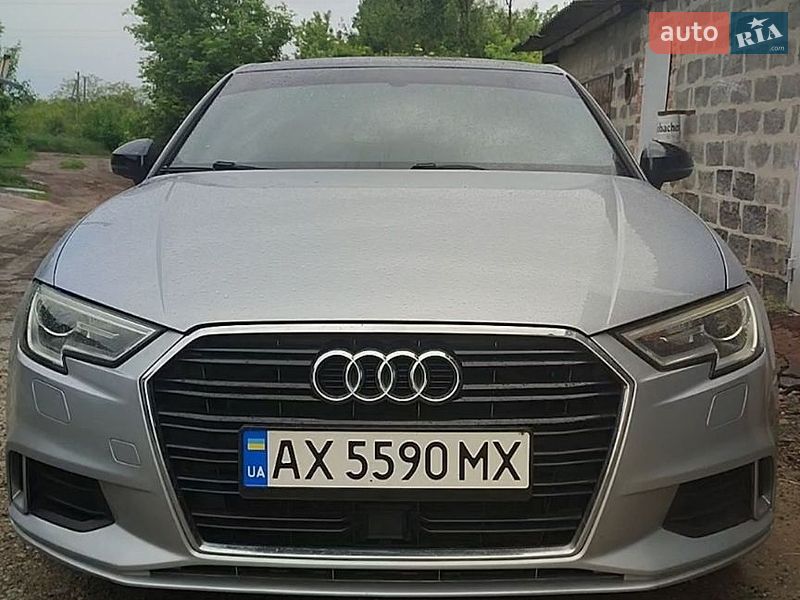 Седан Audi A3 2016 в Харкові