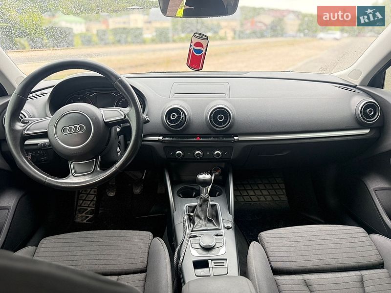 Хэтчбек Audi A3 2015 в Днепре