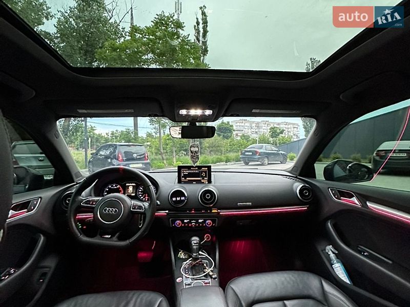 Седан Audi A3 2015 в Кропивницькому