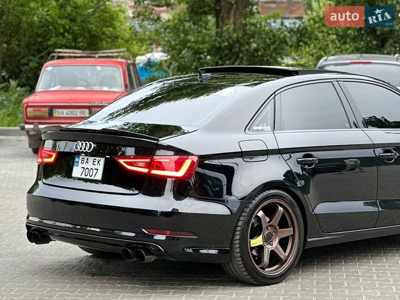 Седан Audi A3 2015 в Кропивницькому