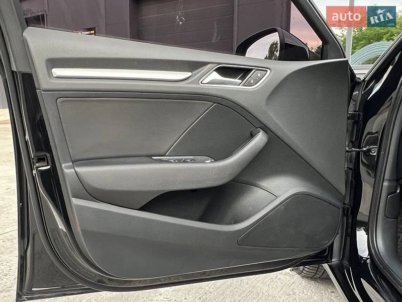 Хэтчбек Audi A3 2014 в Киеве