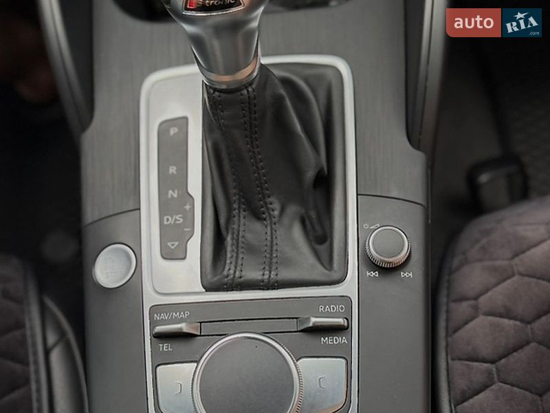 Седан Audi A3 2018 в Запоріжжі