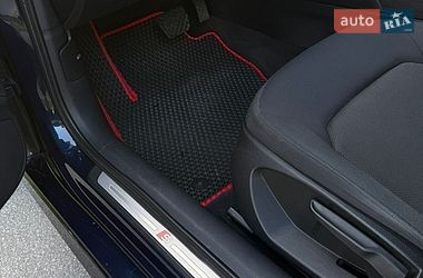 Седан Audi A3 2019 в Хусті