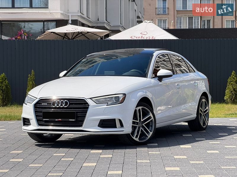 Седан Audi A3 2017 в Ужгороде Седан Audi A3 2017 в Ужгороде