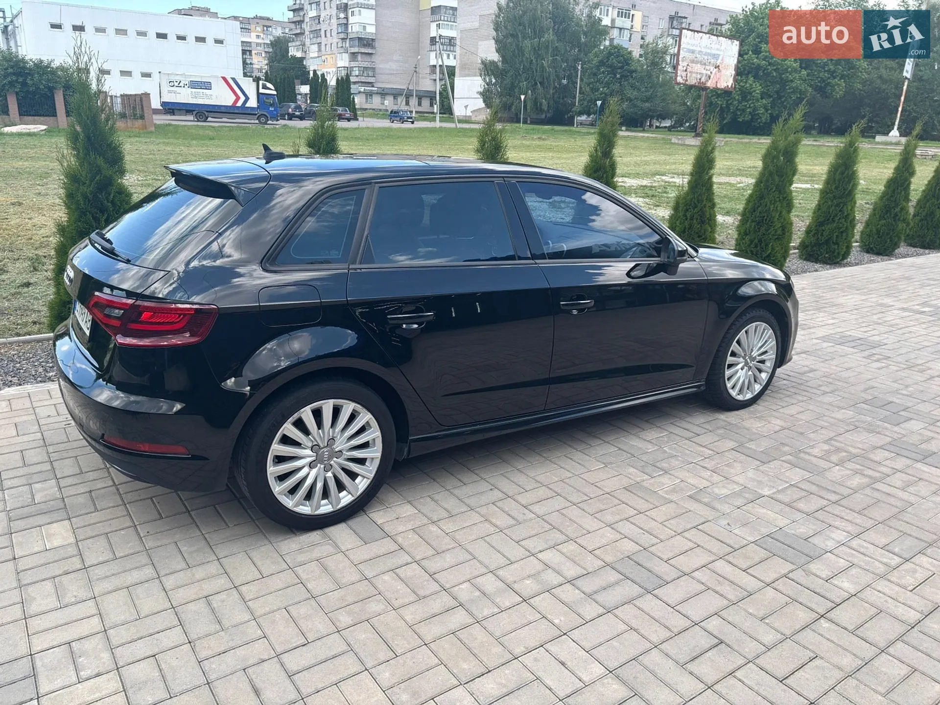 Audi A3 2015 VIN WAUBFGFF0F1105729 фото оголошення 3 з 20