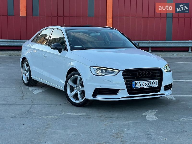 Седан Audi A3 2015 в Киеве