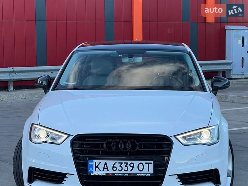 Седан Audi A3 2015 в Киеве