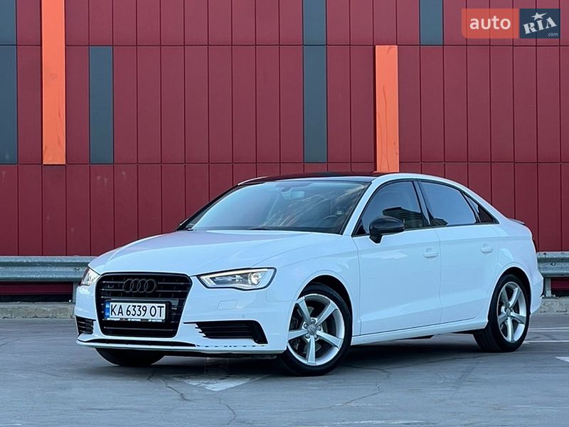 Седан Audi A3 2015 в Киеве