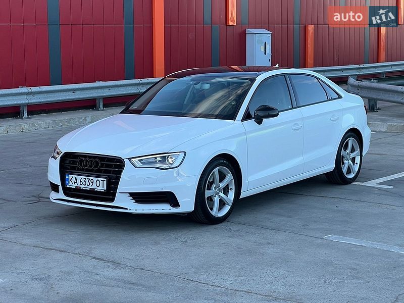 Седан Audi A3 2015 в Киеве
