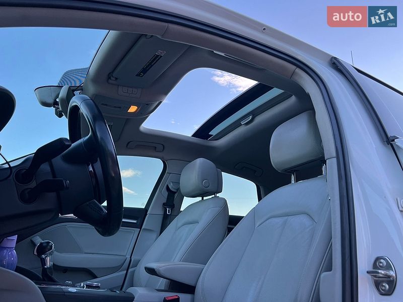 Седан Audi A3 2015 в Киеве