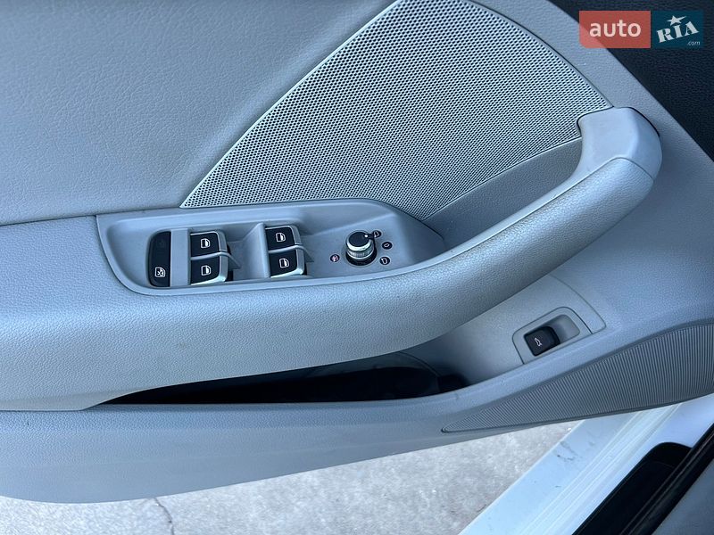 Седан Audi A3 2015 в Киеве