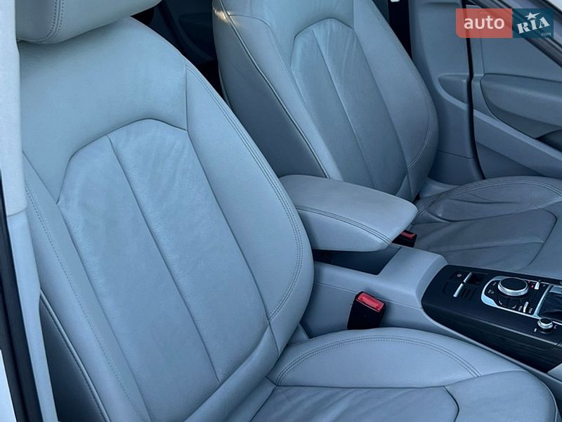 Седан Audi A3 2015 в Киеве