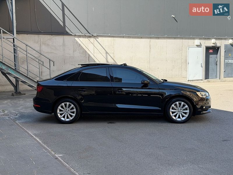 Седан Audi A3 2015 в Києві
