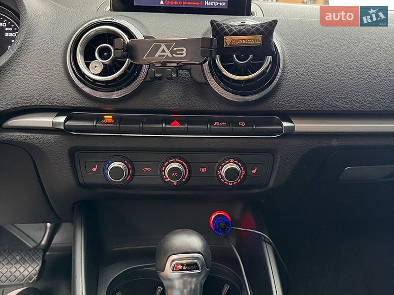 Седан Audi A3 2015 в Києві