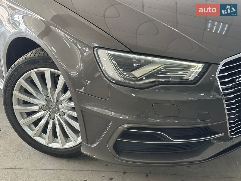 Хетчбек Audi A3 2015 в Одесі