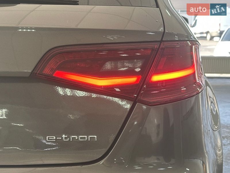Хетчбек Audi A3 2015 в Одесі