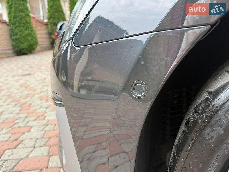 Седан Audi A3 2022 в Чернівцях