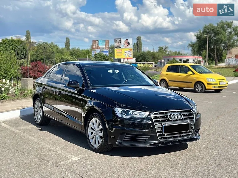 Audi A3 2014 VIN WAUZZZ8V1F1047751 фото оголошення 2 з 50