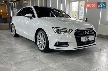 Седан Audi A3 2016 в Киеве