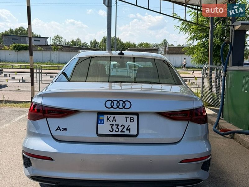Седан Audi A3 2022 в Киеве