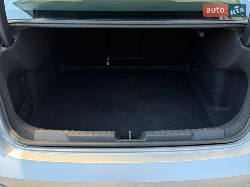 Седан Audi A3 2022 в Киеве